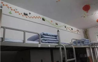 宿舍在机房隔壁（房间在电梯机房隔壁）