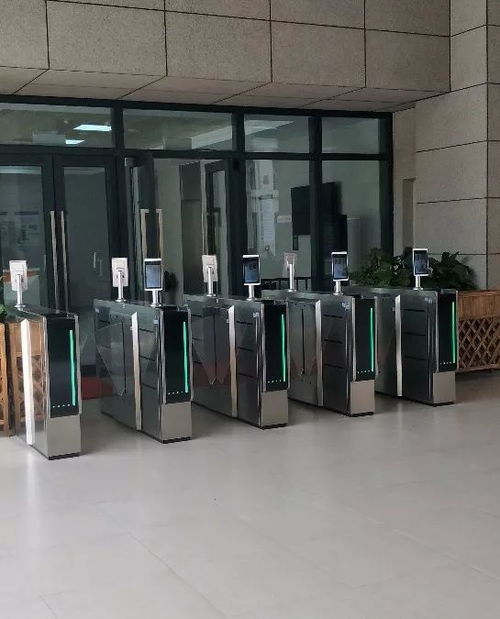 机房空调要不要关??