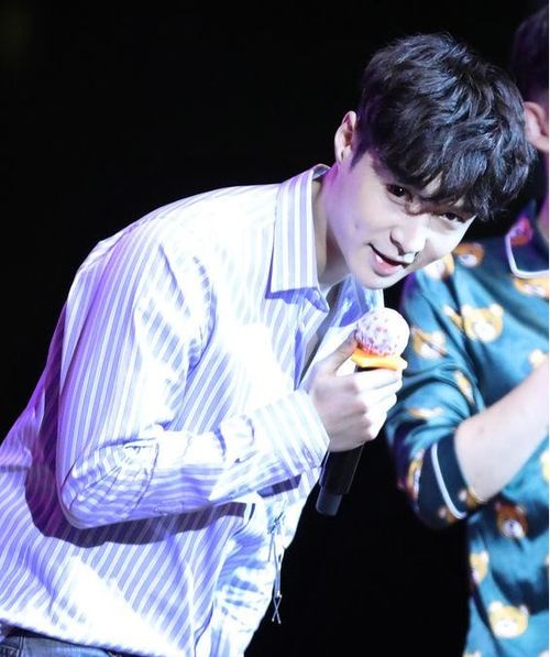 张艺兴理想型，张艺兴理想型女友