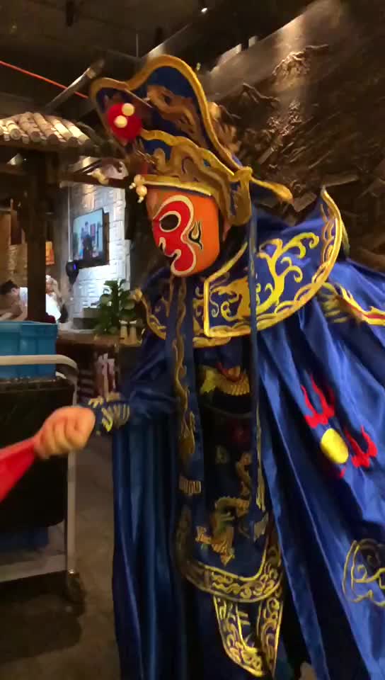 变脸是怎么做到的 变脸方法