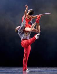 upper是什么意思，upperclassmen是什么意思