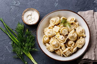 包饺子发朋友圈说说，包饺子发朋友圈说说怎么发