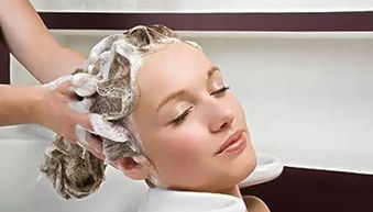 洗头发的正确步骤，用什么洗头发防止掉发