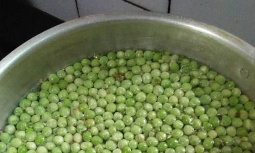 豌豆怎么煮容易烂，豌豆怎么煮容易烂还不变色