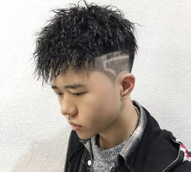 锡纸烫男，锡纸烫男发型