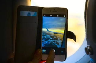 现在飞机上可以玩手机吗，现在飞机上可以玩手机吗2021