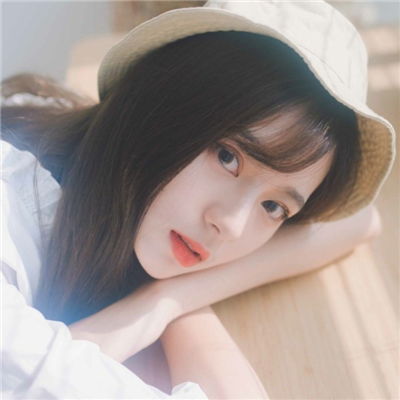 动漫女生图片,要唯美的