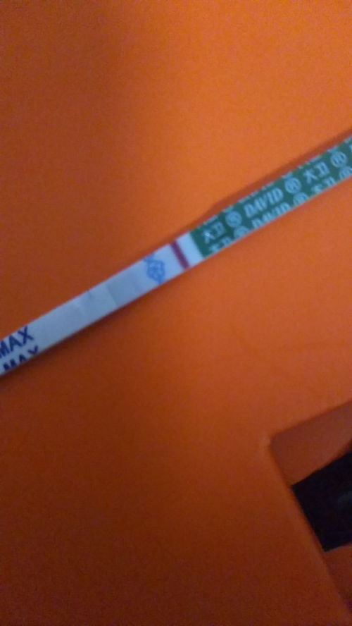 昨天测2条杠今天1条，测出一深一浅隔天测又没了