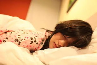 女人梦见自己门牙掉了