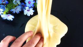 起泡胶怎么玩才能变大，起泡胶怎么玩才能变大变软