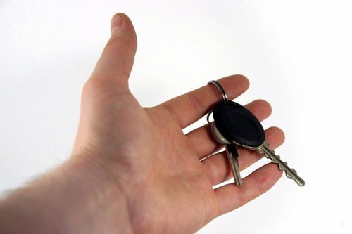 怎么用手指吹口哨，如何用手吹哨子