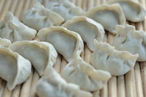 猪肉芹菜饺子馅怎么调，怎样拌猪肉饺子馅好吃