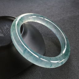 翡翠手镯怎么看种水，翡翠八大种水