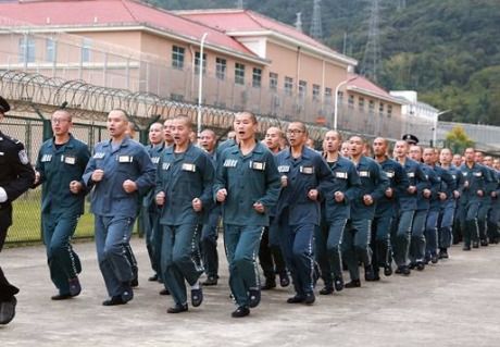 罪犯英语，罪犯英语怎么读