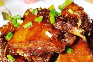鸭子配什么菜烧的好吃