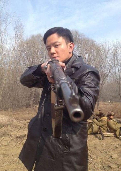 《秋霜》电视剧,全部演员表。费戈饰于小伟。