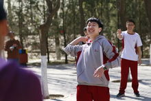 拂动的意思是什么,有谁知道,告诉我吧