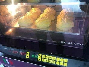 烤箱烤面包的温度和时间，家庭烤箱烤面包怎样做