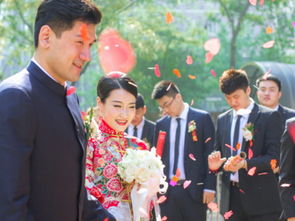 梦见别人结婚场面热闹，梦见别人结婚场面热闹到处都是人