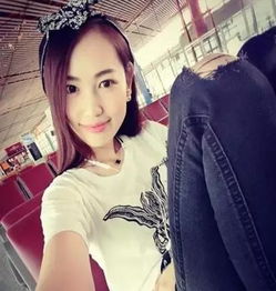 马蓉交叉腿站式有亲密