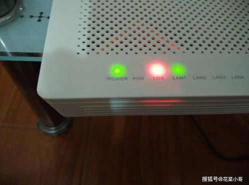 光纤闪红灯是怎么回事，wifi光纤一直闪红灯怎么办