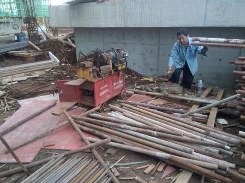 钢筋工多少钱一天，国外钢筋工多少钱一天