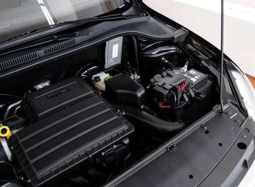 汽车水箱多久加一次水，汽车水箱多久加一次水和防冻液