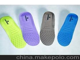 匡威鞋垫，匡威鞋垫能取出来吗