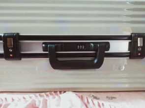 新买的密码箱,怎么设置密码?