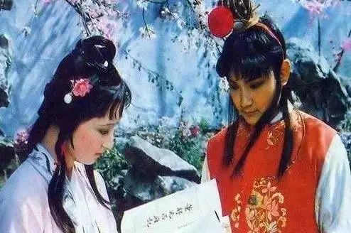 林黛玉和贾宝玉到底是什么关系?