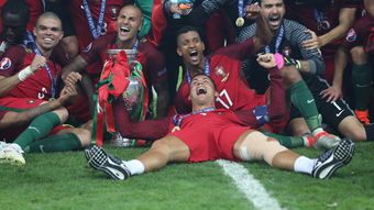 欧洲杯分析官:意大利球员们的力量之源!曼奇尼带队冲德劳内杯