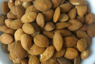 炒桃仁，炒桃仁和燀桃仁的区别