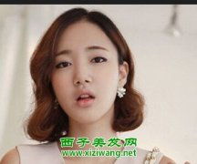 “待我长发及腰”的全诗是什么?出自哪里?