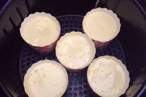 空气炸锅可以做蛋糕吗，空气炸锅可以做蛋糕吗视频