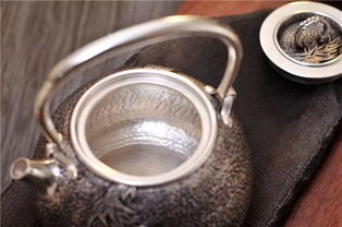 银变黑了用什么洗才能变白