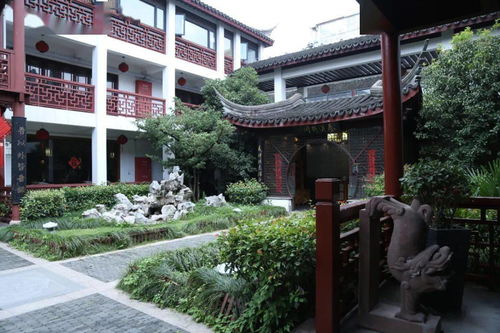 廊腰缦回的缦什么意思