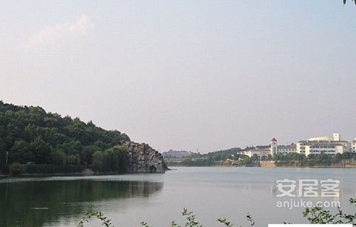 长沙同升湖复读学校收费标准