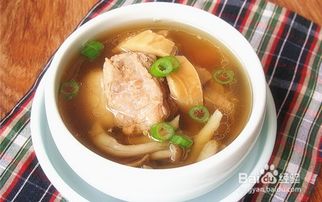 墨鱼炖鸡怎么弄