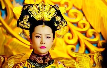 “残灯未庙”中的“残灯”和“未庙”分别指什么?