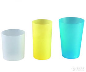 塑料水杯对身体有坏处吗?