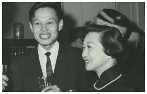 杨振宁是否在世