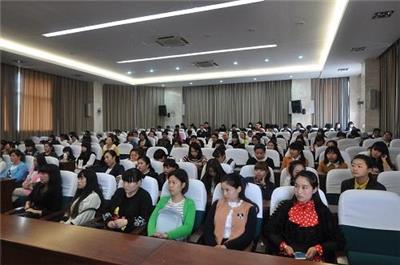大连电大是不用考试就可以拿本科