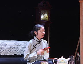 《雷雨》鲁侍萍人物形象分析怎么写?