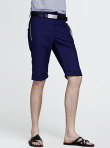 牛仔裤的拉链老是往下滑、有什么窍门可以改善?