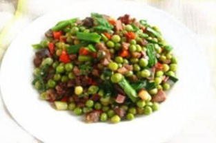 青豆怎么做好吃青豆的五种好吃做法 青豆的五种好吃做法介绍