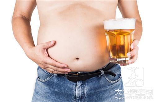 晚上只喝啤酒反而瘦了为什么?