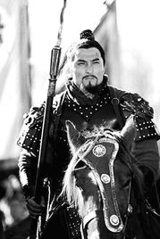 花和尚倒拔垂杨柳,豹子头误入白虎堂概括