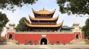 古诗云:洞庭天下水,岳阳天下楼.岳阳楼在哪座湖上?