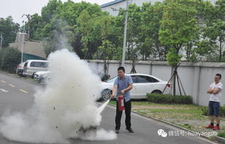 三点水一个带念什么