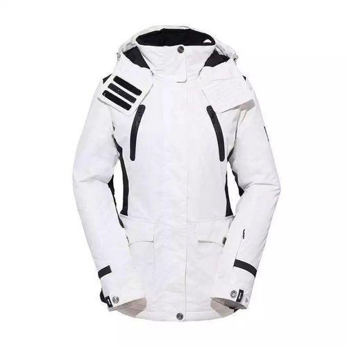 滑雪服里面要穿羽绒服吗